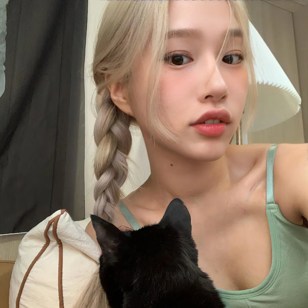 手提箱女郎